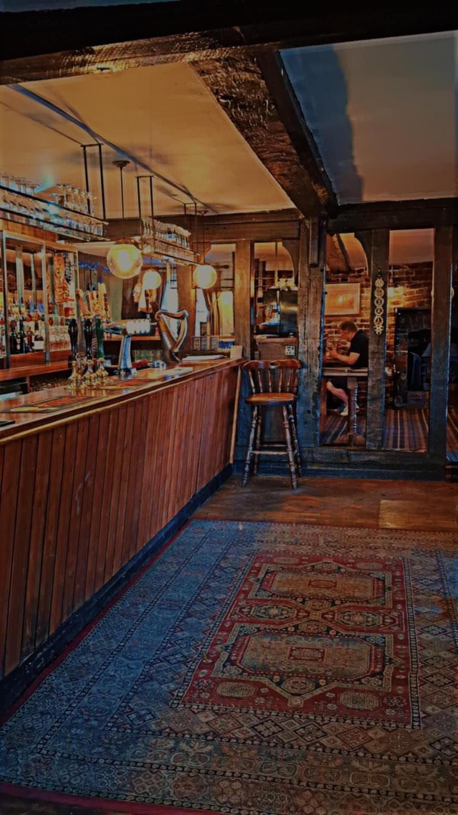 Bar .jpg